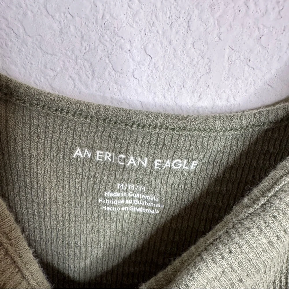 AMERICAN EAGLE SINCH FRONT TANK TOP - Picture 2 of 3